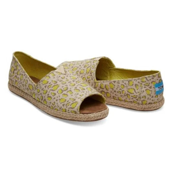 Limeade Bobcat Open-Toe Alpargata Sandals - Picture 1 of 12